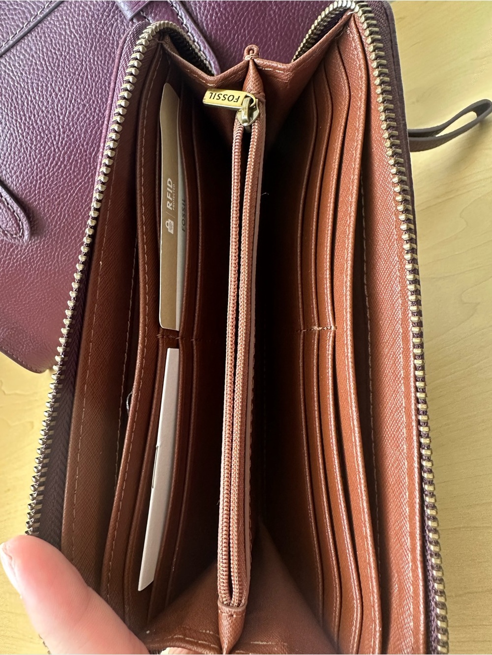 Fossil Women’s Raisin Pebbled Leather Satchel and Wallet Set - Picture 6 of 8